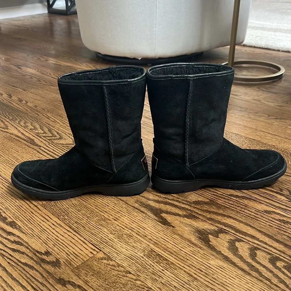 Waterproof Black UGG Boots - Picture 5 of 8